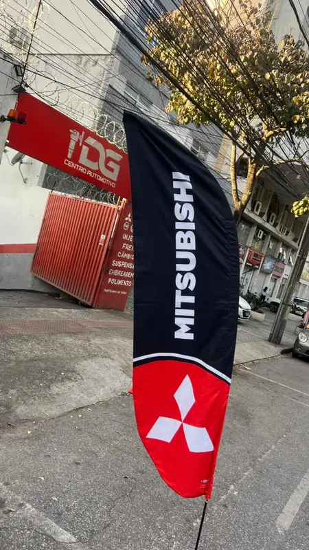 Windbanner Brisa Flag instalado em cliente, foto 1
